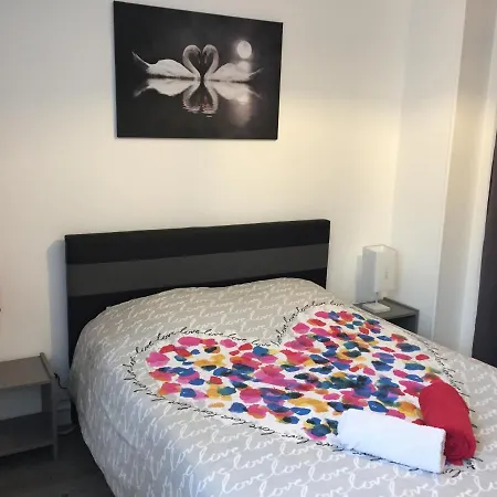 Gite La Lexovienne Centre * ליזיו